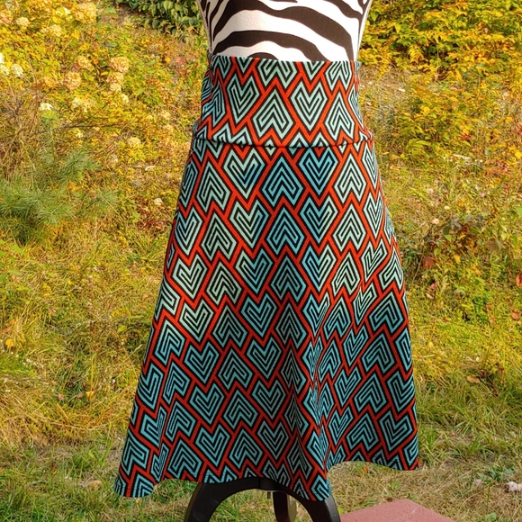 Nice LuLaRoe skirt